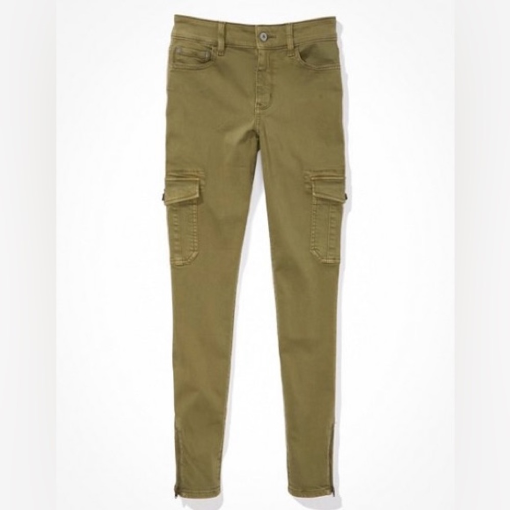 NWT American Eagle Next Level High-Waisted Cargo Jeggings